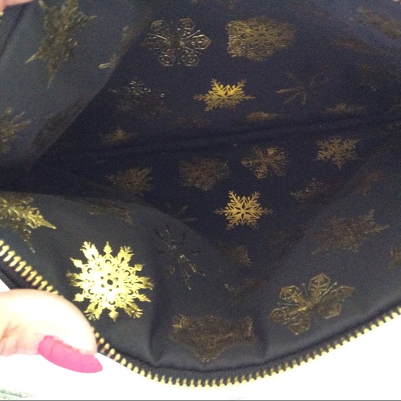 BATH AND BODY WORKS TWINKLE ALL THE WAY SPARKLE MAKEUP COSMETIC BAG NWOT - Picture 7 of 8